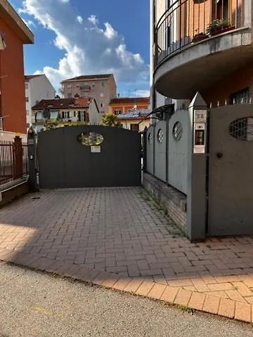 Bon Bon Del Viale-con Posto Auto Privato 公寓 *